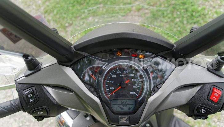 Prova Honda SH300i Sport, sempre il primo della classe! - Foto 27 di 55