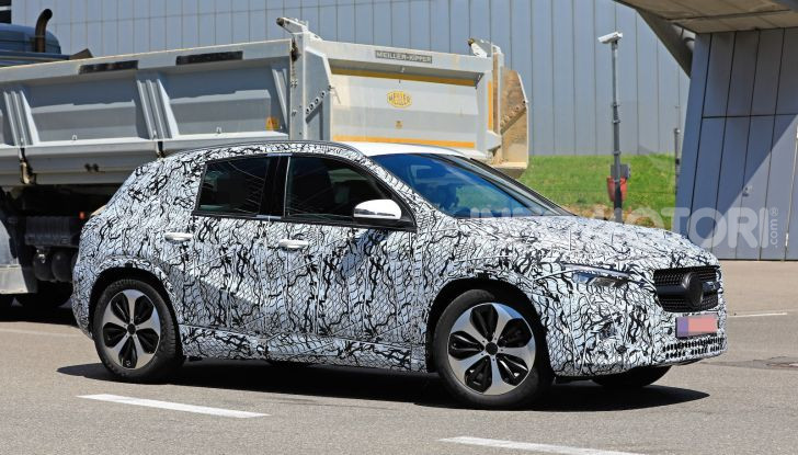 Mercedes GLA 2021, prime informazioni e foto della seconda generazione - Foto 2 di 26