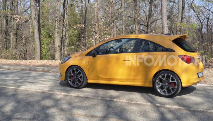 Opel Corsa GSi, la piccola tedesca diventa sportiva - Foto 10 di 14