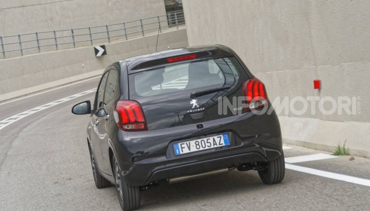 [VIDEO] Prova nuova Peugeot 108 2019: piccola grande citycar! - Foto 18 di 50
