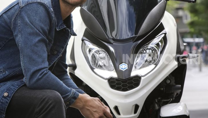Piaggio MP3 300 hpe: il tre ruote più famoso al mondo ancora più agile e sportivo - Foto 39 di 60