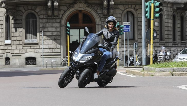 Piaggio MP3 300 hpe: il tre ruote più famoso al mondo ancora più agile e sportivo - Foto 55 di 60