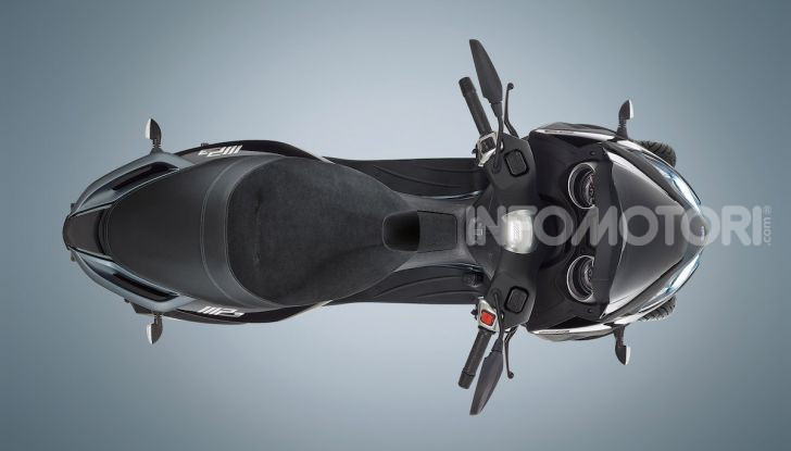 Piaggio MP3 300 hpe: il tre ruote più famoso al mondo ancora più agile e sportivo - Foto 9 di 60