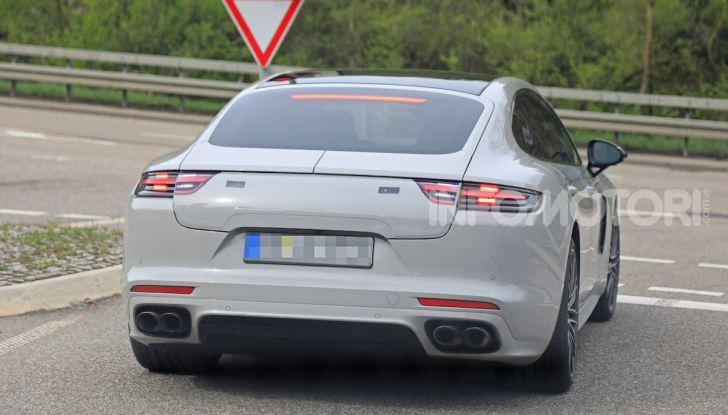 Porsche Panamera Facelift 2020 immagini e caratteristiche - Foto 4 di 5