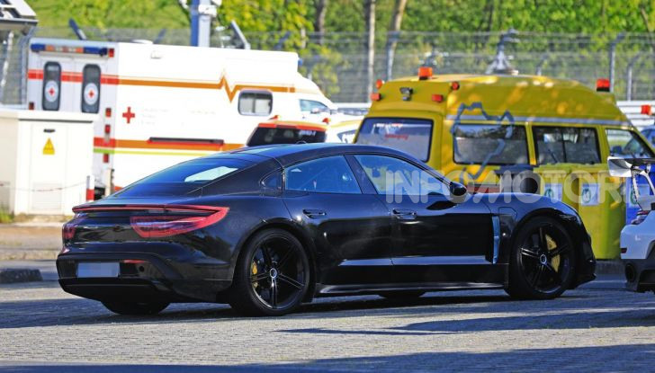 Porsche Taycan, che book: toccate le 30.000 prenotazioni - Foto 43 di 43