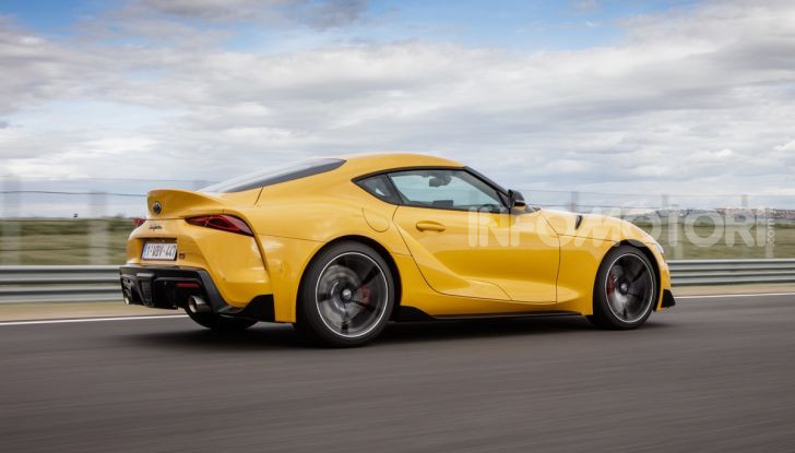 Come driftare con la Toyota Supra? Ce lo insegna Stig di Top Gear! - Foto 19 di 66