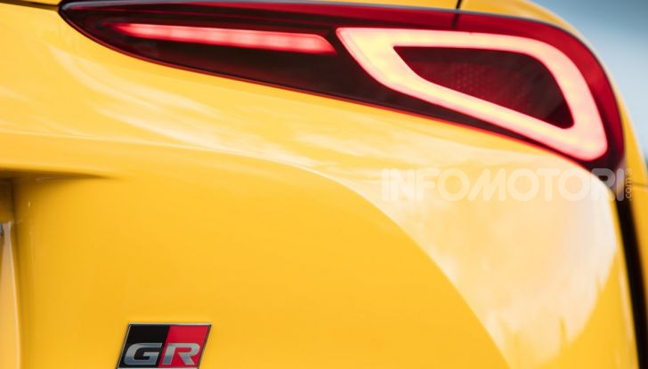 Come driftare con la Toyota Supra? Ce lo insegna Stig di Top Gear! - Foto 41 di 66