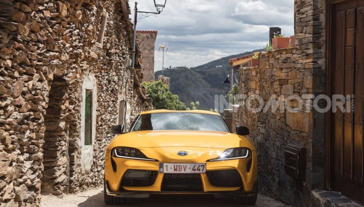 Come driftare con la Toyota Supra? Ce lo insegna Stig di Top Gear! - Foto 13 di 66