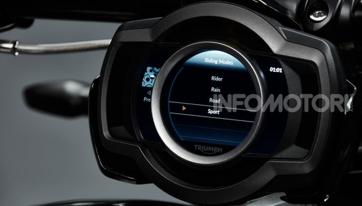 Triumph Rocket 3 arriverà anche in versione GT - Foto 19 di 33