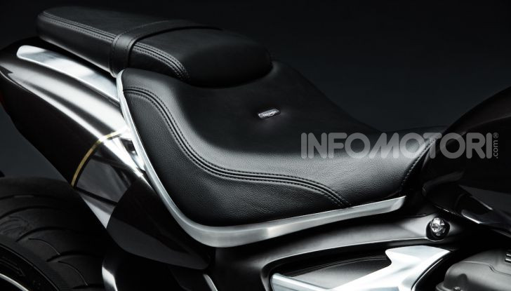 Triumph Rocket 3 arriverà anche in versione GT - Foto 20 di 33