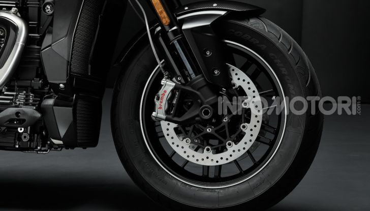 Triumph Rocket 3 arriverà anche in versione GT - Foto 26 di 33
