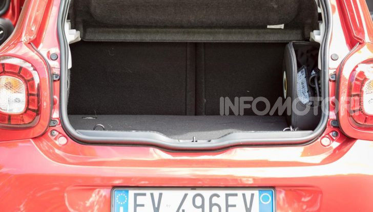 [VIDEO] Prova smart EQ fortwo e forfour: le due chiavi della città - Foto 20 di 36