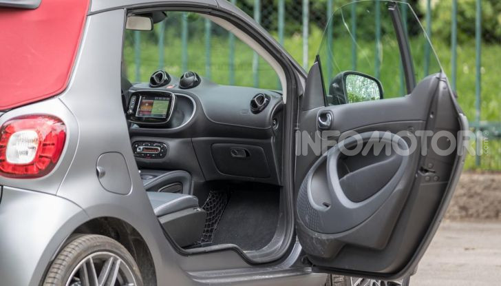 [VIDEO] Prova smart EQ fortwo e forfour: le due chiavi della città - Foto 28 di 36