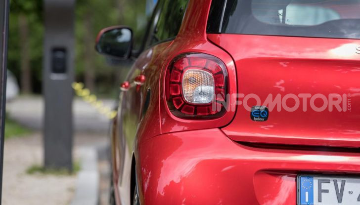 [VIDEO] Prova smart EQ fortwo e forfour: le due chiavi della città - Foto 14 di 36