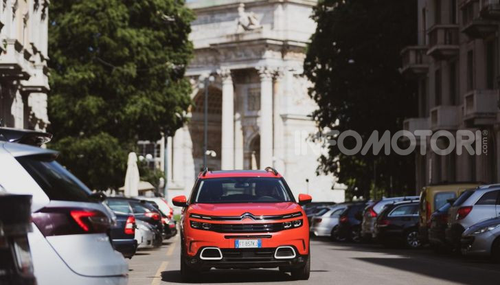 [VIDEO] Prova Citroen C5 Aircross: Comfort, risparmio e tecnologia! - Foto 16 di 40
