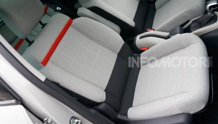Prova video Citroen C3 Aircross: stilosa si, ma senza perdere in versatilità e spazio - Foto 13 di 50