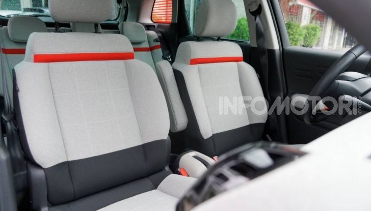 Prova video Citroen C3 Aircross: stilosa si, ma senza perdere in versatilità e spazio - Foto 14 di 50