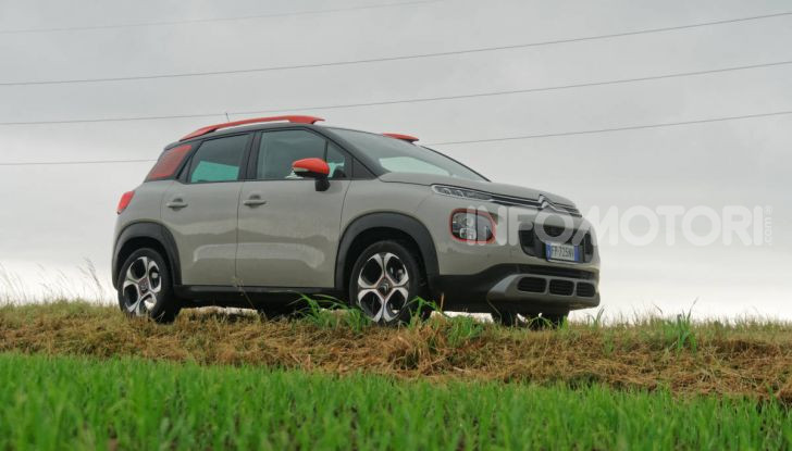 Prova video Citroen C3 Aircross: stilosa si, ma senza perdere in versatilità e spazio - Foto 24 di 50