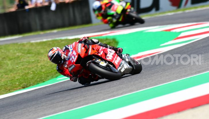 MotoGP 2019 GP d’Italia: Marquez firma il nuovo record del Mugello, Dovizioso solo nono e Rossi 18esimo - Foto 54 di 64