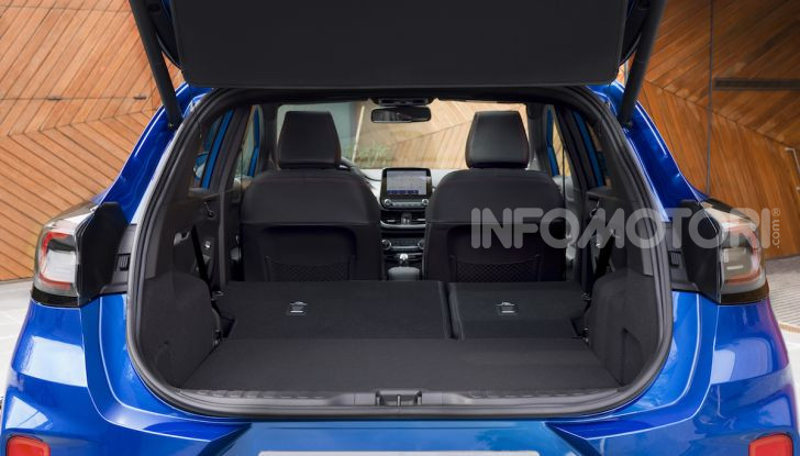 Nuova Ford Puma: il crossover che studia da SUV - Foto 20 di 21