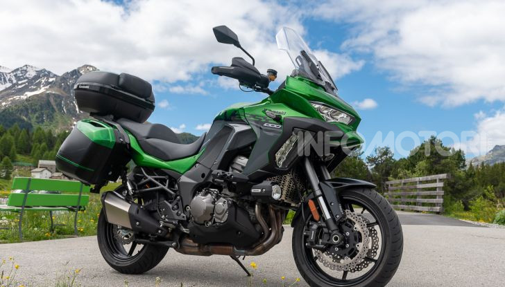 Prova Kawasaki Versys 1000 SE 2019, i 46 gradi più facili e comodi al mondo? - Foto 10 di 44