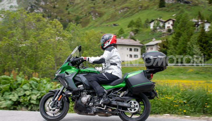 Prova Kawasaki Versys 1000 SE 2019, i 46 gradi più facili e comodi al mondo? - Foto 35 di 44