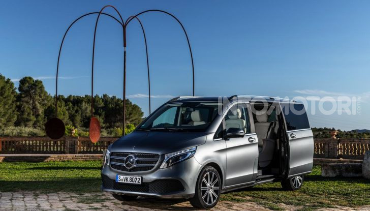 Prova Mercedes Classe V 2019, tutti i segreti del luxury van - Foto 28 di 42