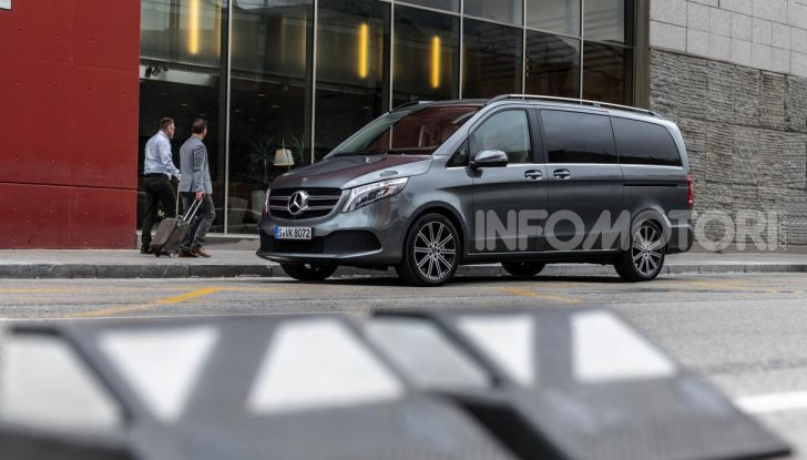 Prova Mercedes Classe V 2019, tutti i segreti del luxury van - Foto 32 di 42