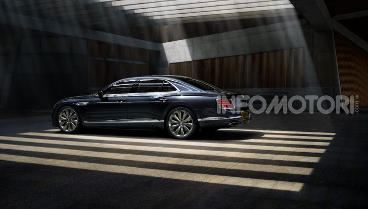Nuova Bentley Flying Spur 2019: dati e prestazioni - Foto 6 di 23