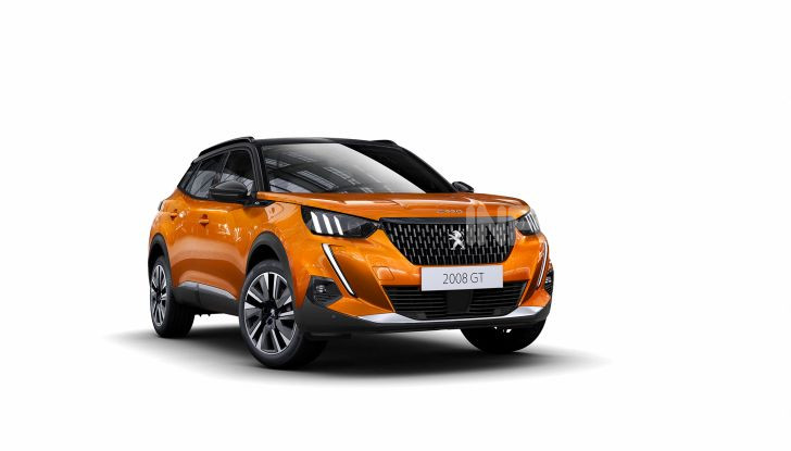 Nuova Peugeot 2008: è tutta rinnovata, dallo stile ai motori - Foto 13 di 17