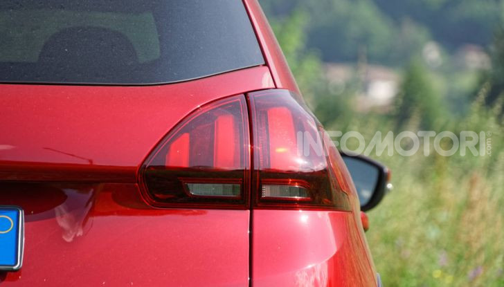 Prova video Peugeot 2008 BlueHDi 120 EAT6, l’abbinata che mancava! - Foto 12 di 48