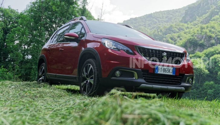 Prova video Peugeot 2008 BlueHDi 120 EAT6, l’abbinata che mancava! - Foto 22 di 48