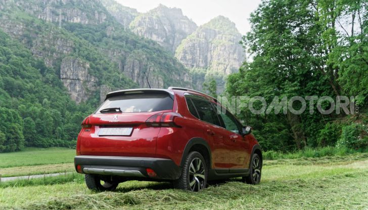 Prova video Peugeot 2008 BlueHDi 120 EAT6, l’abbinata che mancava! - Foto 23 di 48