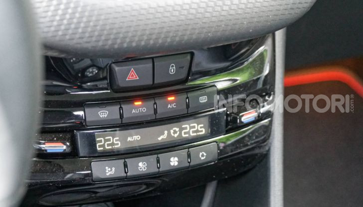 Prova video Peugeot 2008 BlueHDi 120 EAT6, l’abbinata che mancava! - Foto 28 di 48
