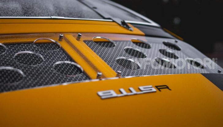 Porsche 911 S 2.7 del 1967 si veste da Bumblebee - Foto 17 di 26