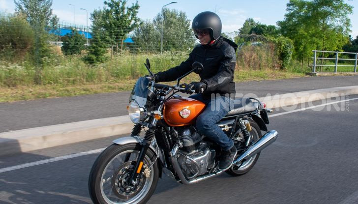 Royal Enfield prepara la sorpresa: una scrambler da 650 cc - Foto 16 di 29