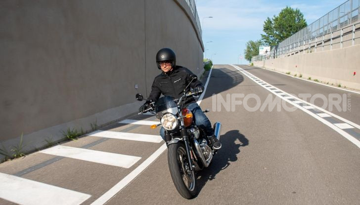 Royal Enfield prepara la sorpresa: una scrambler da 650 cc - Foto 19 di 29