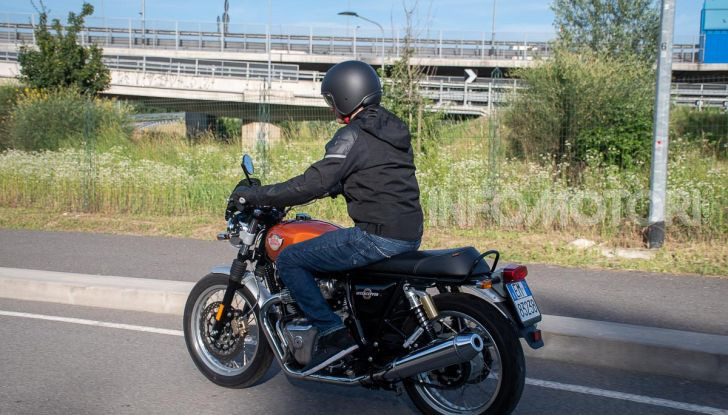 Royal Enfield prepara la sorpresa: una scrambler da 650 cc - Foto 21 di 29