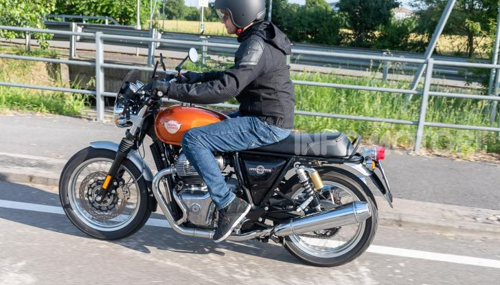 Royal Enfield prepara la sorpresa: una scrambler da 650 cc - Foto 26 di 29