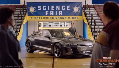 [VIDEO] Spider-Man guida una Audi e-tron GT per il concorso di scienze