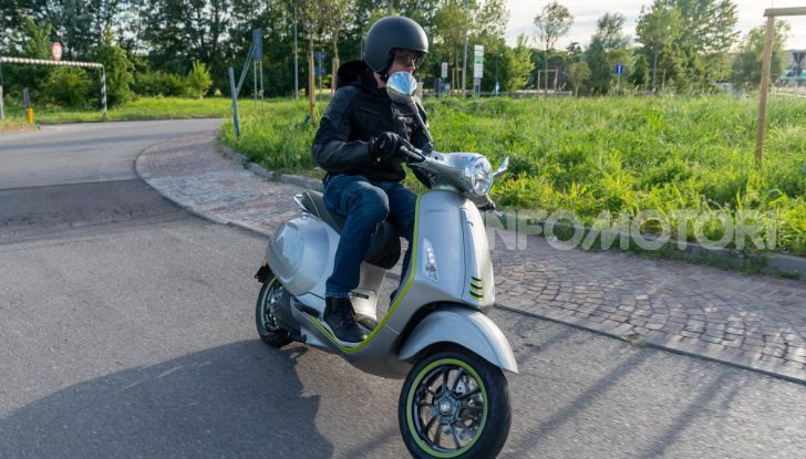 Moto e scooter elettrici: il bollo si paga dopo i primi 5 anni gratuiti? - Foto 2 di 44