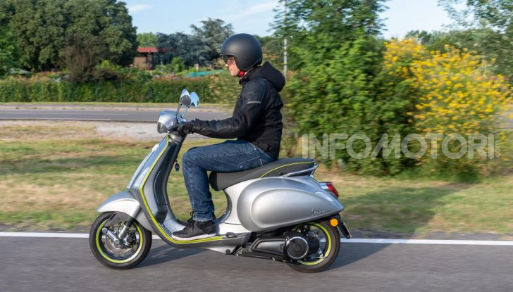Moto e scooter elettrici: il bollo si paga dopo i primi 5 anni gratuiti? - Foto 6 di 44