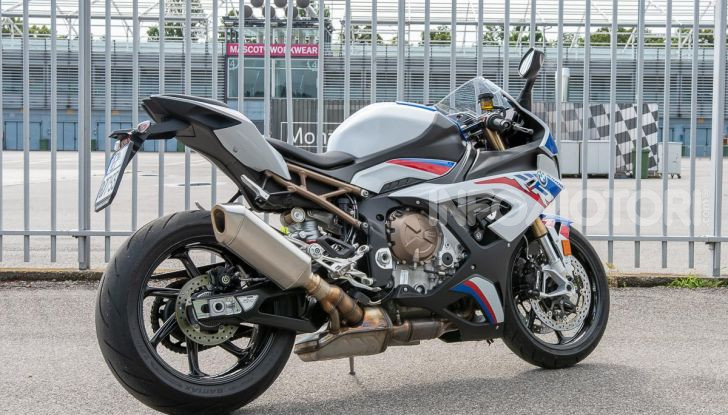 [VIDEO] Prova BMW S1000RR 2019: l’apoteosi dell’eccellenza - Foto 37 di 50