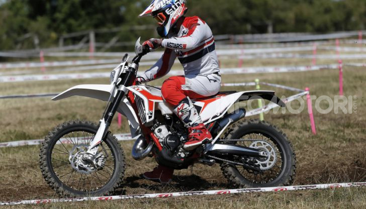 Beta guarda al mondo del cross con la RX 300 2T - Foto 9 di 36