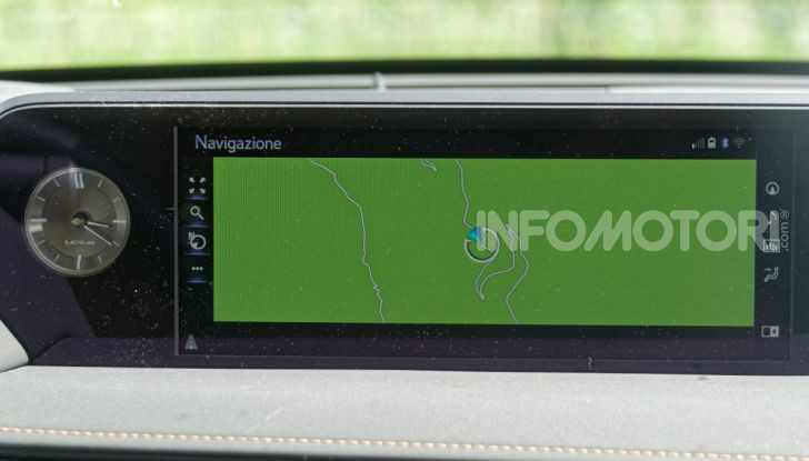 [VIDEO] Lexus UX 250h, il premium hybrid ha l’asso nella manica! - Foto 32 di 58