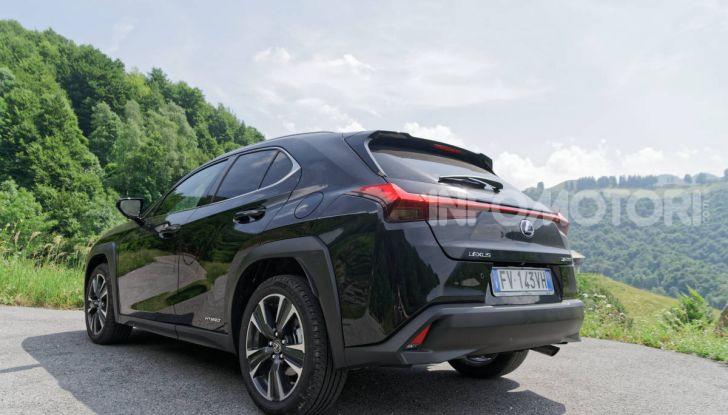 [VIDEO] Lexus UX 250h, il premium hybrid ha l’asso nella manica! - Foto 58 di 58