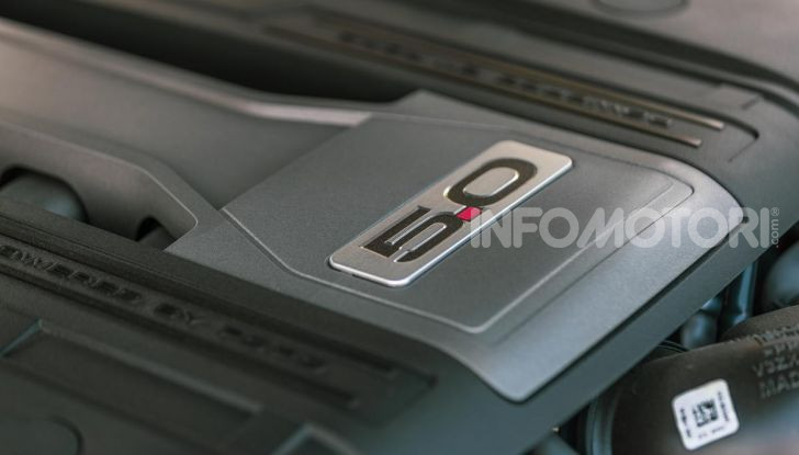 Ford MUDstang contro Ford Mustang: chi vince la scalata del fango? - Foto 22 di 36