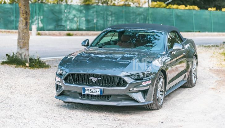 Ford MUDstang contro Ford Mustang: chi vince la scalata del fango? - Foto 31 di 36
