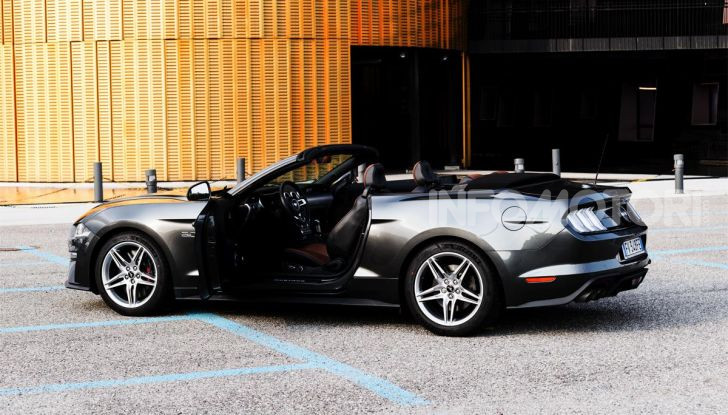 Ford MUDstang contro Ford Mustang: chi vince la scalata del fango? - Foto 34 di 36