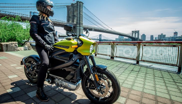 Harley-Davidson: la LiveWire scatena la rivolta. E il titolo in borsa crolla - Foto 2 di 15